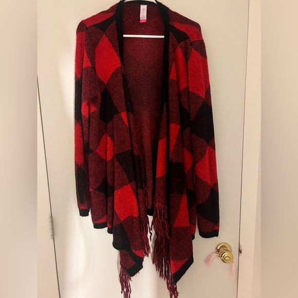 No Boundaries Sweaters - No boundaries Plaid Red & Black poncho cardigan sweater